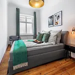 公寓 Theboediker Group & Family Apartment, 3 Bedroom 1 Living Room, 2 Bathrooms, Ideal For Bigger Groups Of 4 -9 Guests