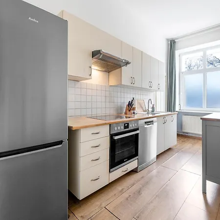 公寓 Theboediker Group & Family Apartment, 3 Bedroom 1 Living Room, 2 Bathrooms, Ideal For Bigger Groups Of 4 -9 Guests *