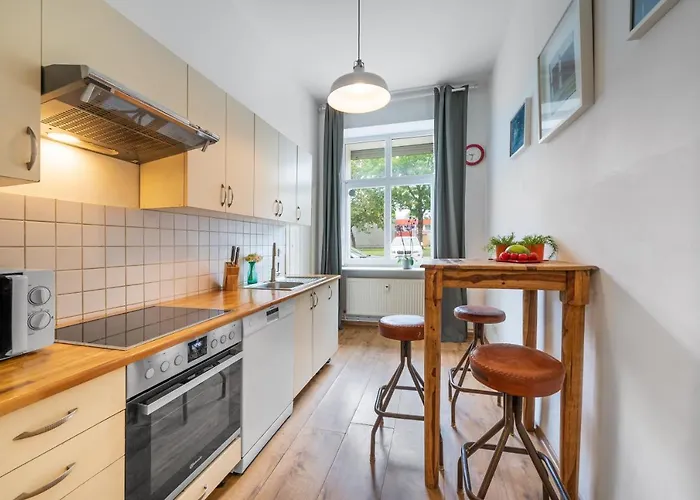 Theboediker Group & Family Apartment, 3 Bedroom 1 Living Room, 2 Bathrooms, Ideal For Bigger Groups Of 4 -9 Guests アパート