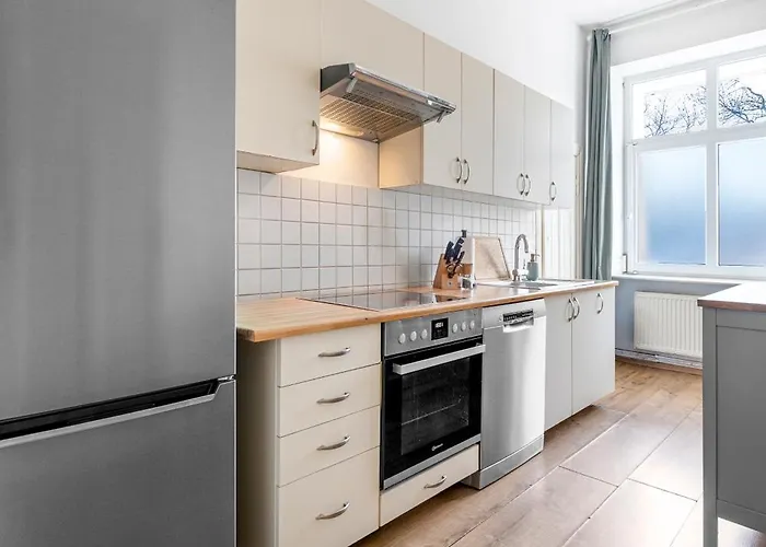 Lägenhet Theboediker Group & Family Apartment, 3 Bedroom 1 Living Room, 2 Bathrooms, Ideal For Bigger Groups Of 4 -9 Guests *