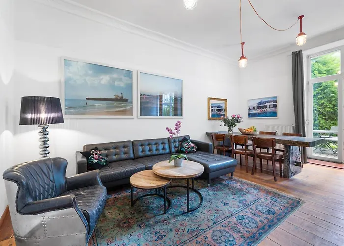 شقة Boediker Budget Group Apartment, 3 Bedroom 1 Living Room, 2 Bathrooms, Ideal For 4 -9 Guests