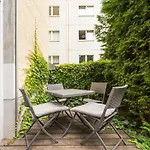 Theboediker Group & Family Apartment, 3 Bedroom 1 Living Room, 2 Bathrooms, Ideal For Bigger Groups Of 4 -9 Guests * Berlín